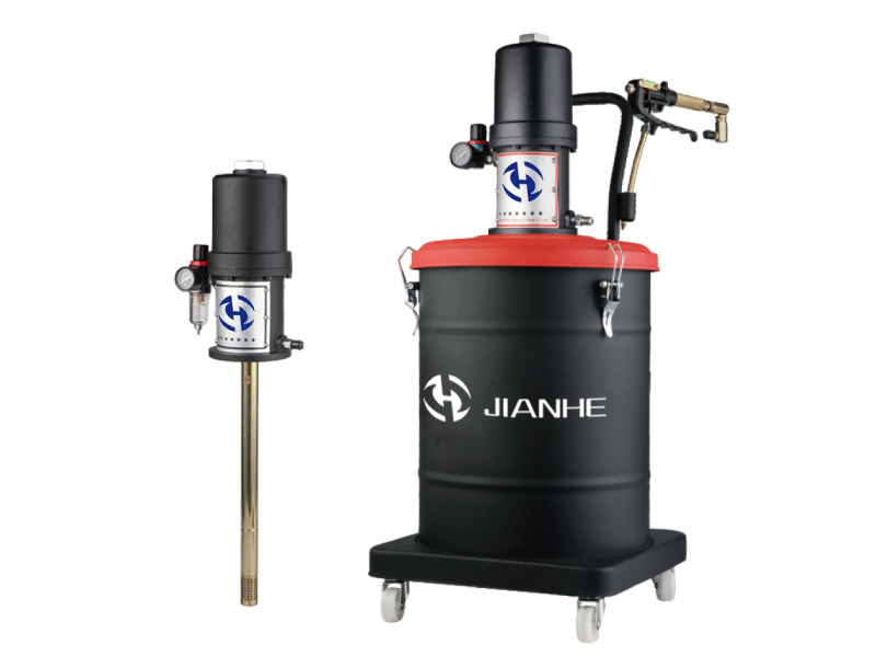 Pneumatic grease pump.png